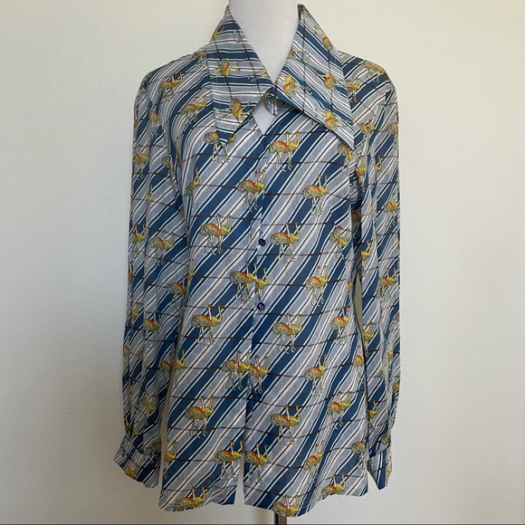 Gucci Other - Gucci ostrich printed lightweight button shirt